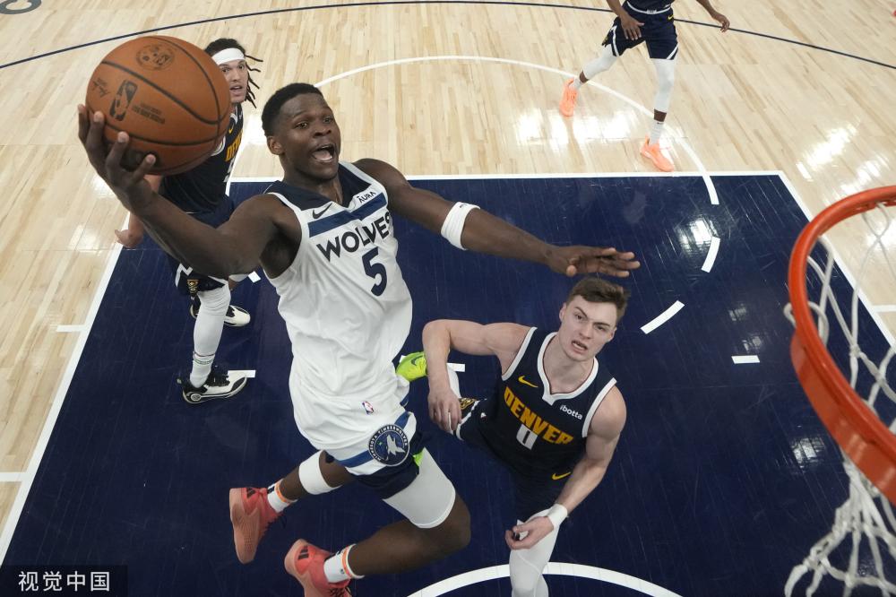 初露锋芒的 初露锋芒的